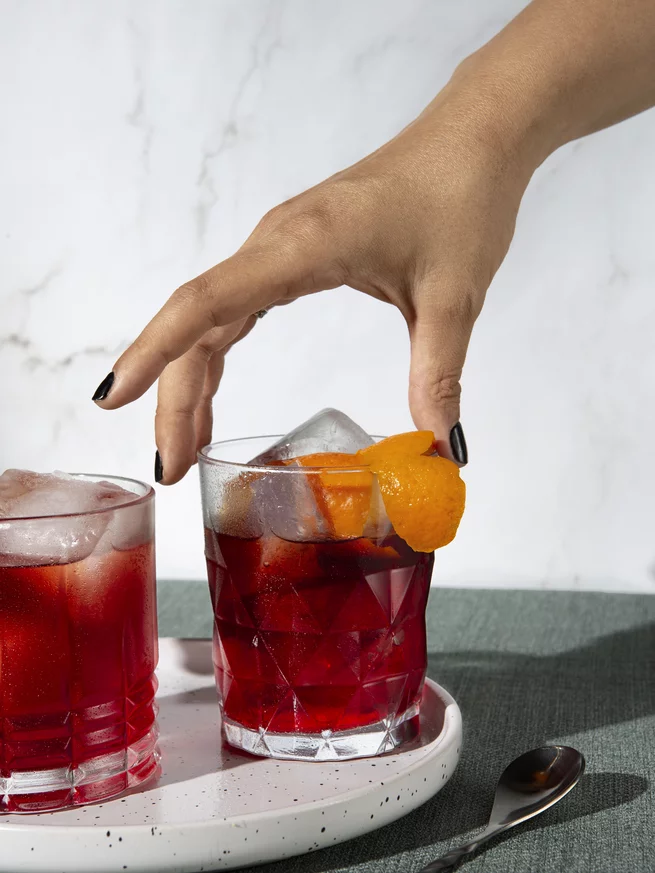 Cold brew tonic blood orange - nealko Kávičko Cold brew tonic blood orange - nealko Kávičko